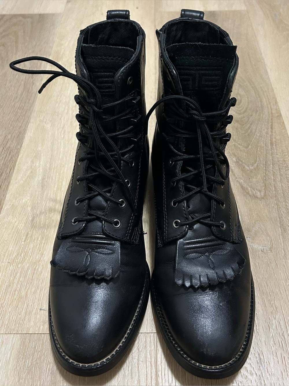 Ariat Women’s Black Leather Lace-Up Military-Style Boots